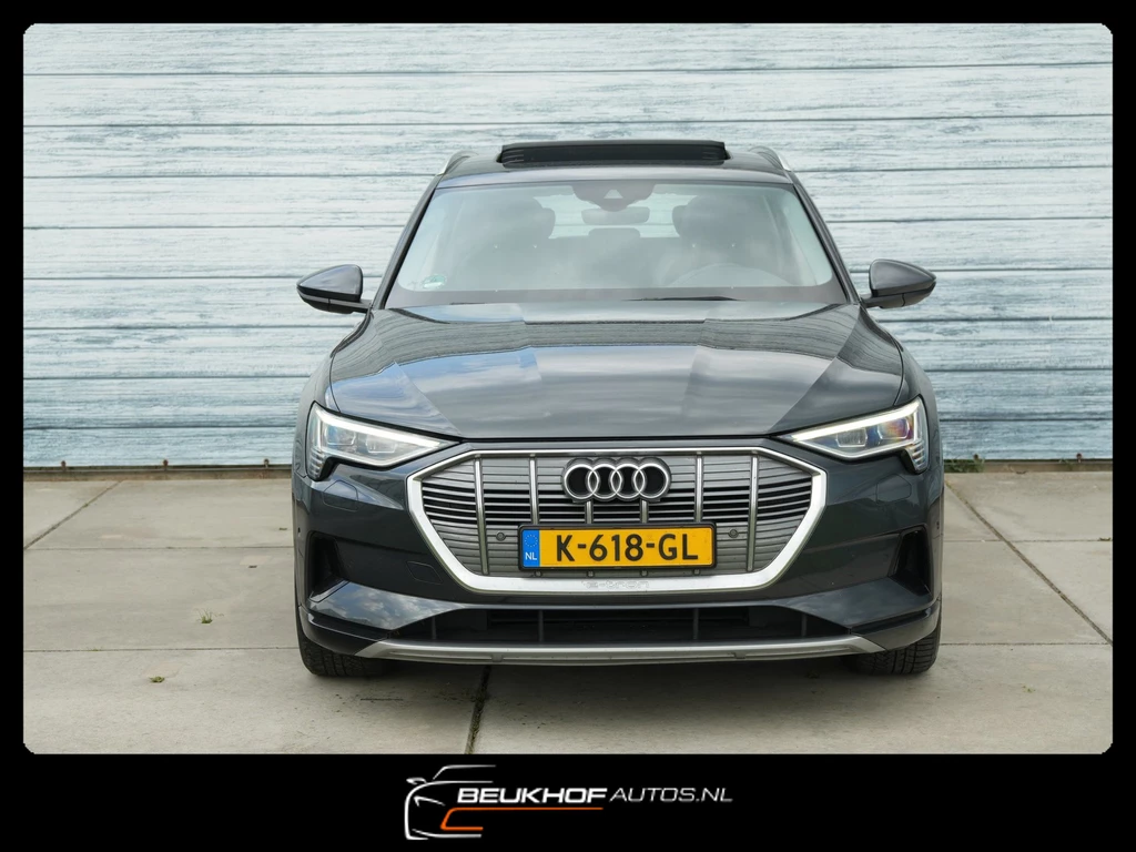 Audi e-tron – foto 8