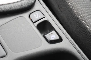 Toyota Yaris – thumbnail 43