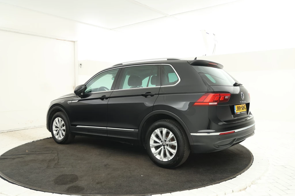 Volkswagen Tiguan – foto 2