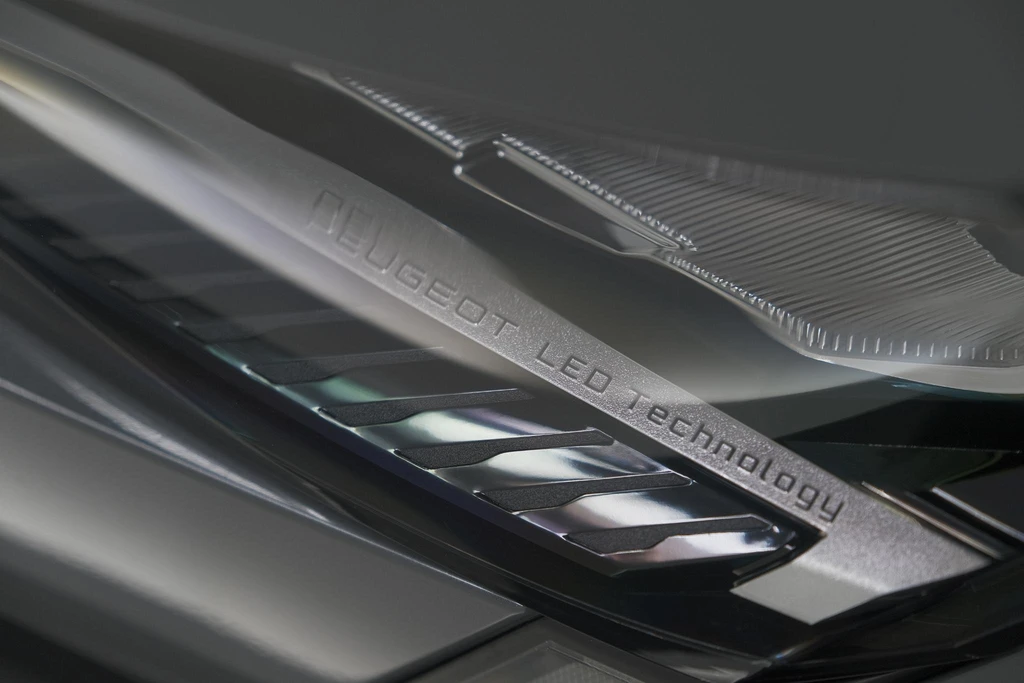Peugeot 408 – foto 18
