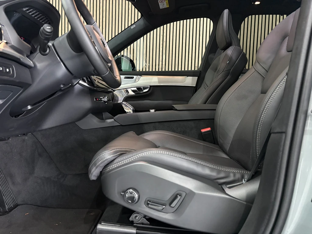 Volvo XC90 – foto 28