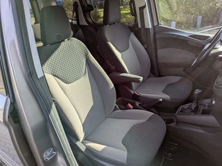 Ford Tourneo Courier – thumbnail 11