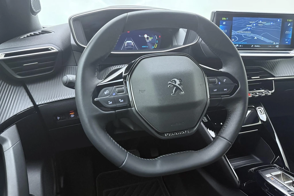 Peugeot e-2008 – foto 33