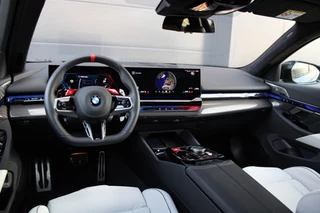 BMW M5 – thumbnail 20