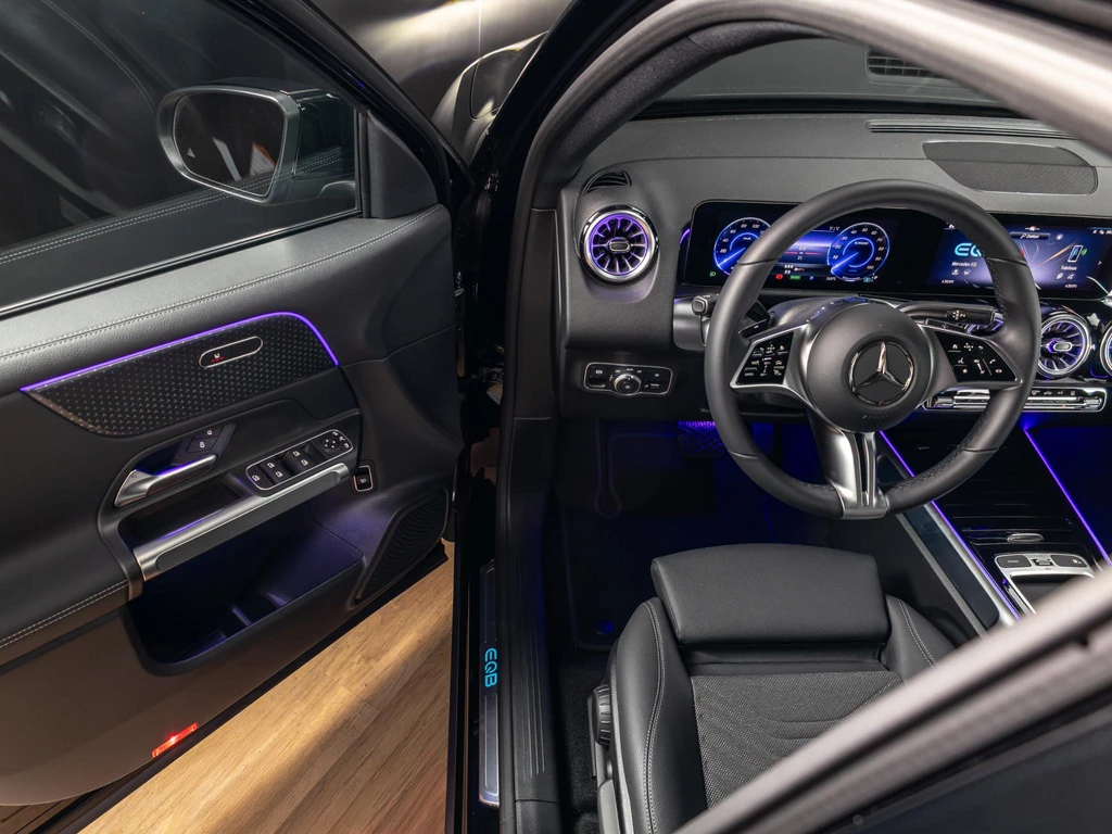 Mercedes-Benz EQB – foto 18