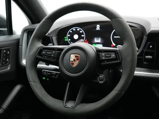 Porsche Cayenne – thumbnail 38