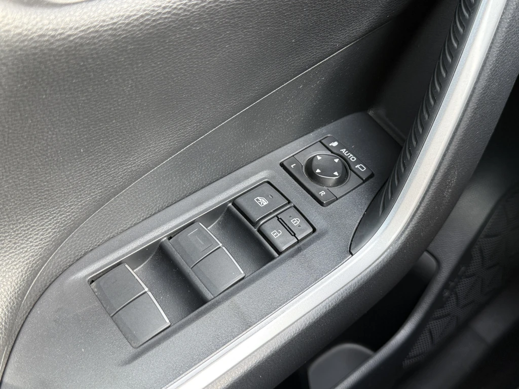Toyota RAV4 – foto 13