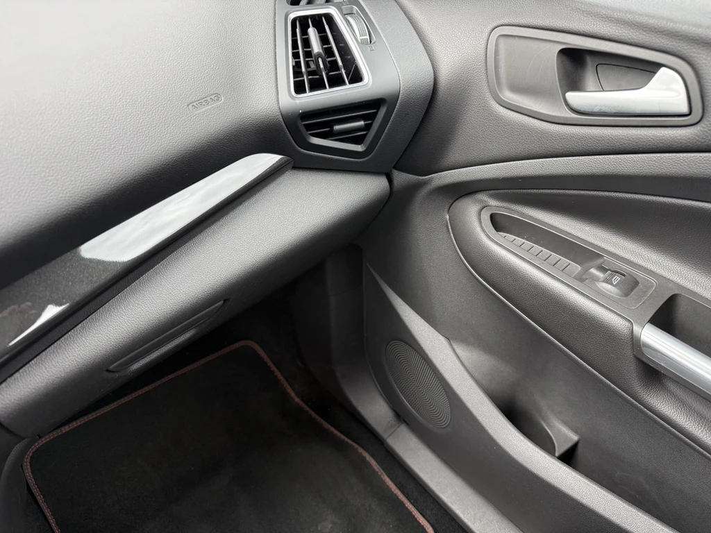Ford Kuga – foto 22