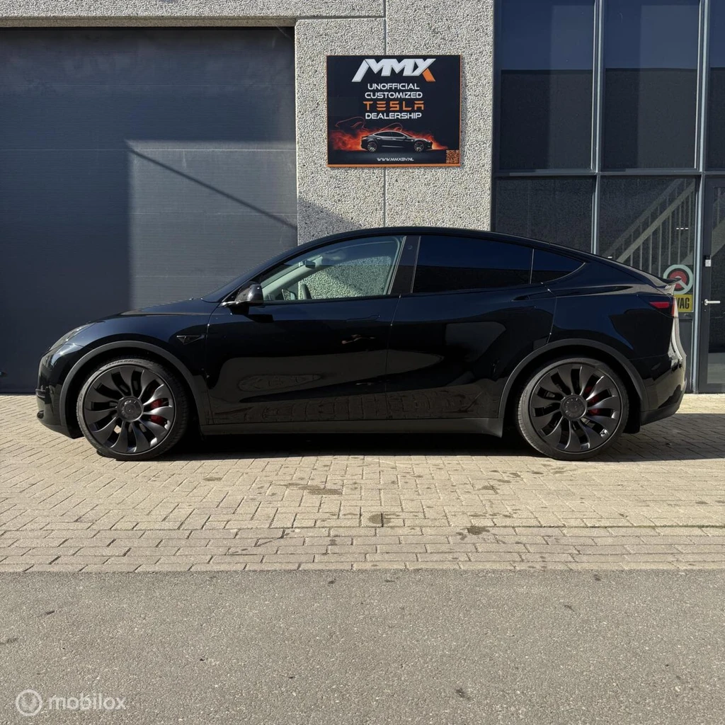 Tesla Model Y – foto 2