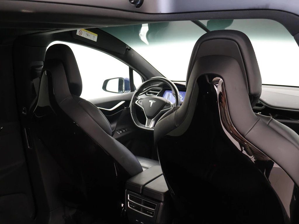Tesla Model X – foto 18