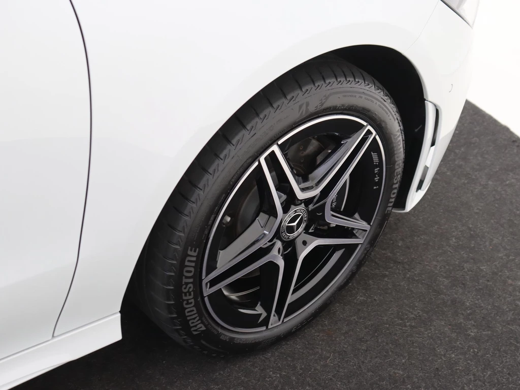 Mercedes-Benz CLA – foto 7