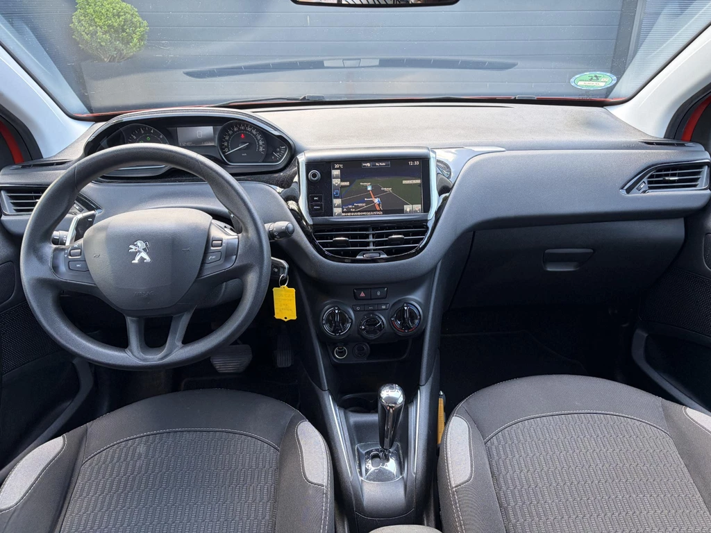 Peugeot 208 – foto 6