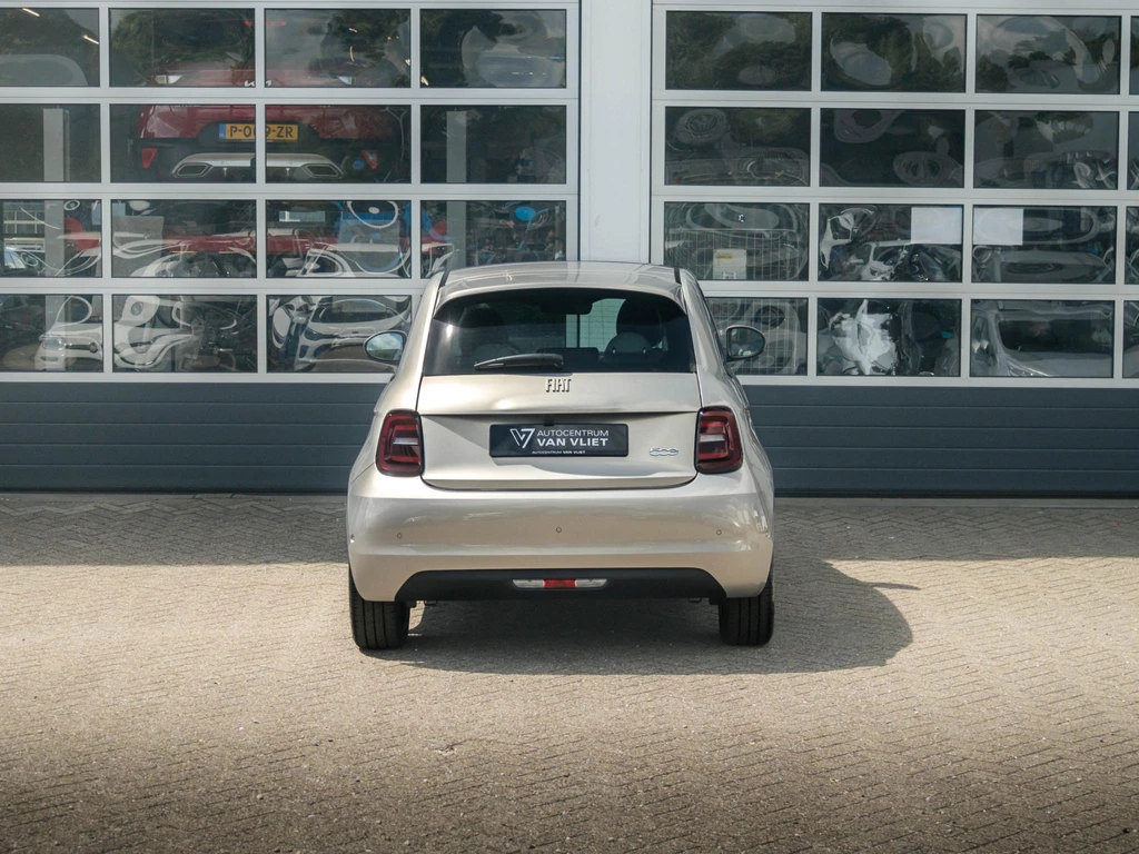 Fiat 500e – foto 6