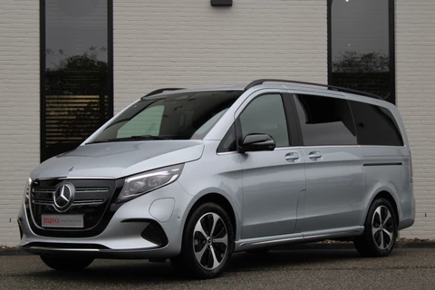 Mercedes-Benz EQV 300 L2 / AMG / Luchtvering / 7-Persoons / Burmester / Elec Stoelen / Vol Opties / NIEUWSTAAT