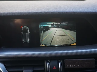 Alfa Romeo Stelvio – thumbnail 30