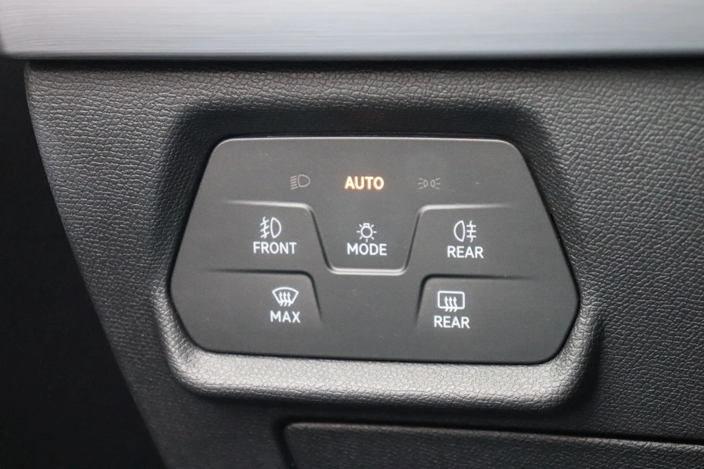 SEAT Leon – foto 30