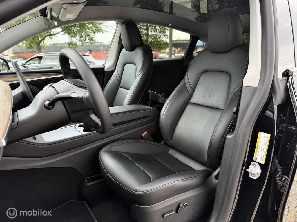Tesla Model Y – foto 14