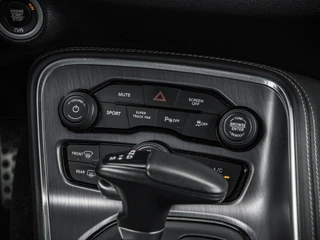 Dodge Challenger – thumbnail 20