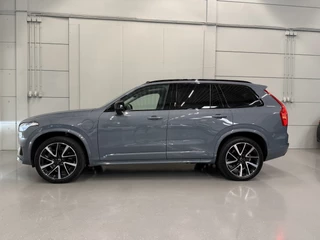 Volvo XC90 – thumbnail 2
