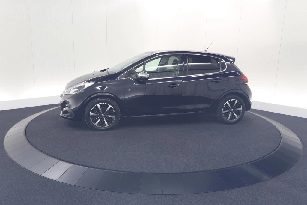 Peugeot 208 – foto 4