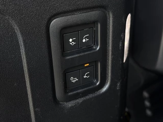 Land Rover Defender – thumbnail 55