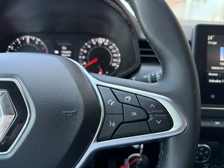 Renault Clio – thumbnail 30