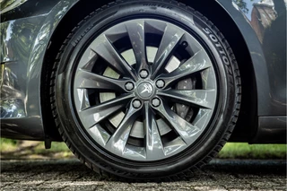 Tesla Model S – thumbnail 18