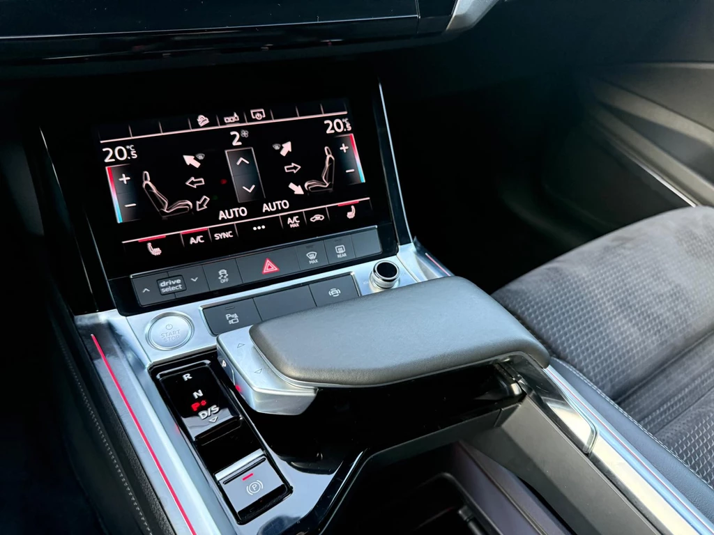 Audi e-tron – foto 24