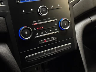 Renault Mégane Estate – thumbnail 9