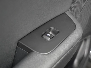 Kia XCeed – thumbnail 33