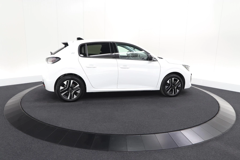 Peugeot e-208 – foto 14