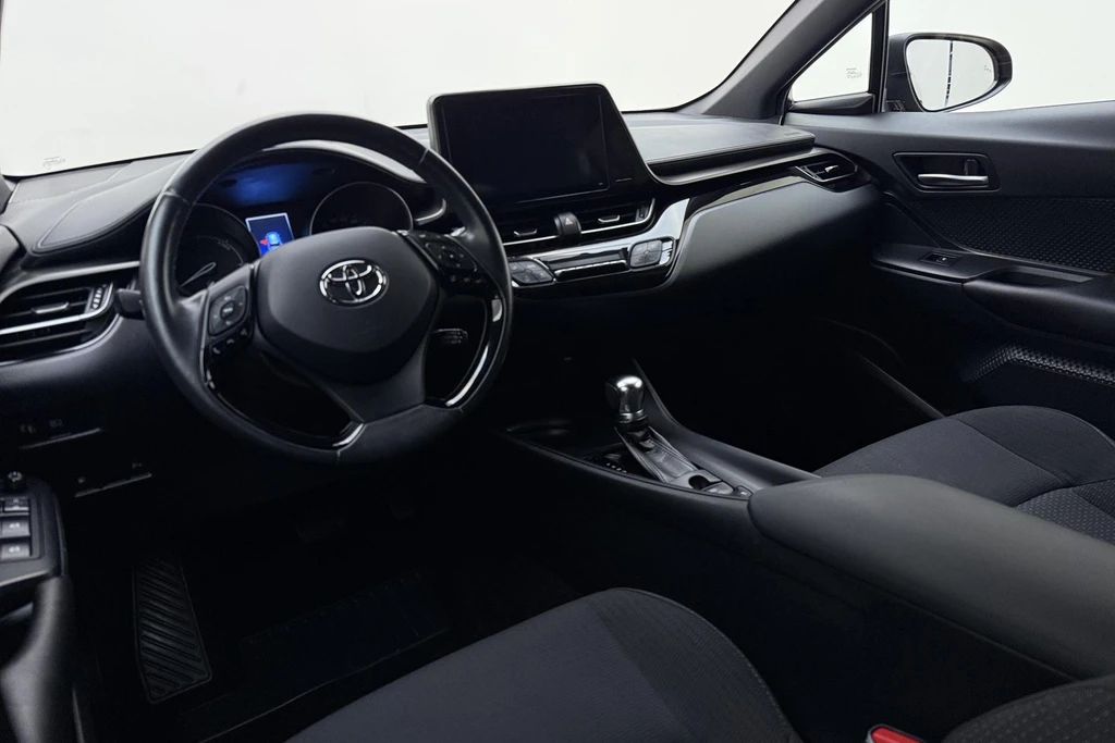 Toyota C-HR – foto 17