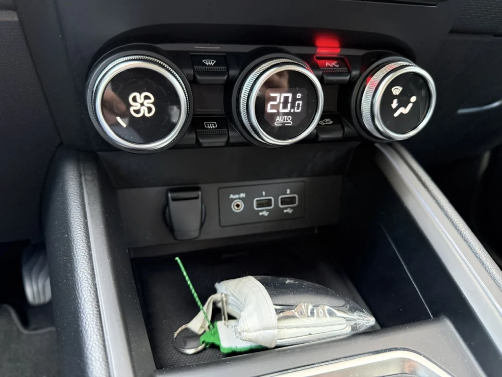 Renault Clio – foto 24