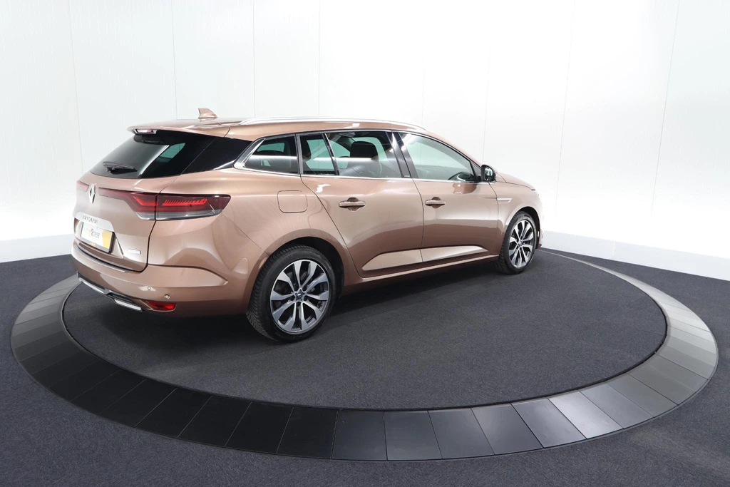 Renault Megane E-Tech – foto 10