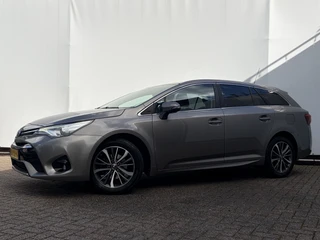 Toyota Avensis – thumbnail 2