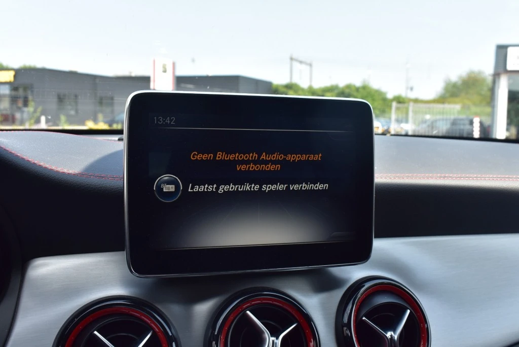 Mercedes-Benz CLA – foto 35