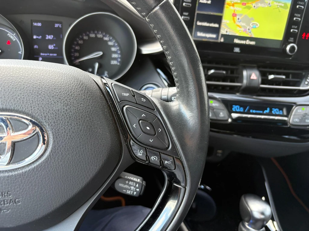 Toyota C-HR – foto 17