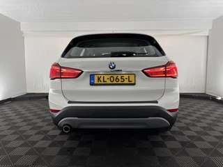 BMW X1 – thumbnail 3