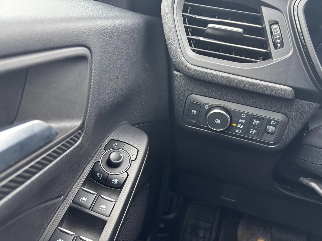 Ford Kuga – foto 21