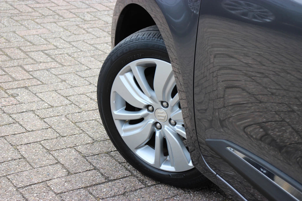 Suzuki Swift – foto 16