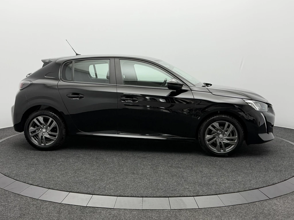 Peugeot 208 – foto 6