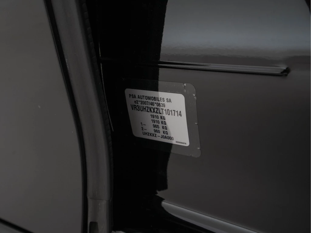 Peugeot e-208 – foto 31