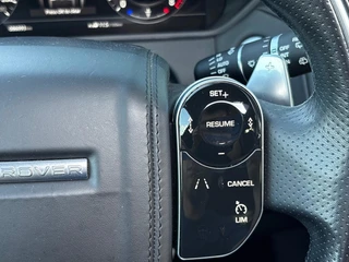 Land Rover Range Rover Velar – thumbnail 16