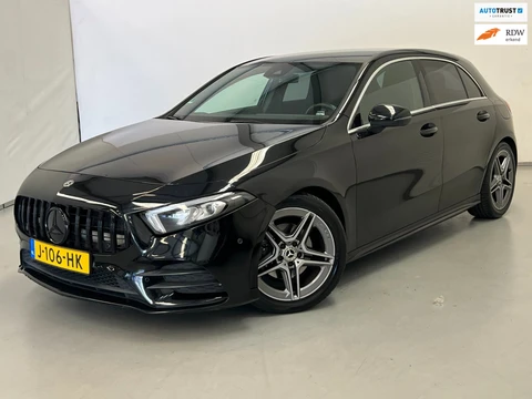 Mercedes-Benz A-klasse 200 / AMG / Widescreen / Stoelverwarming
