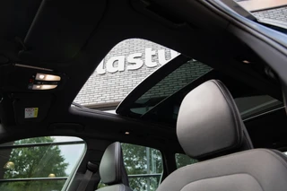 Volvo XC60 – thumbnail 4