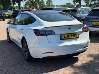 Tesla Model 3 – thumbnail 2
