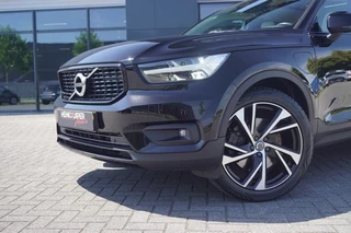 Volvo XC40 – thumbnail 2