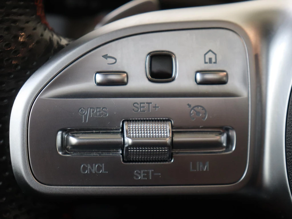 Mercedes-Benz GLB – foto 16