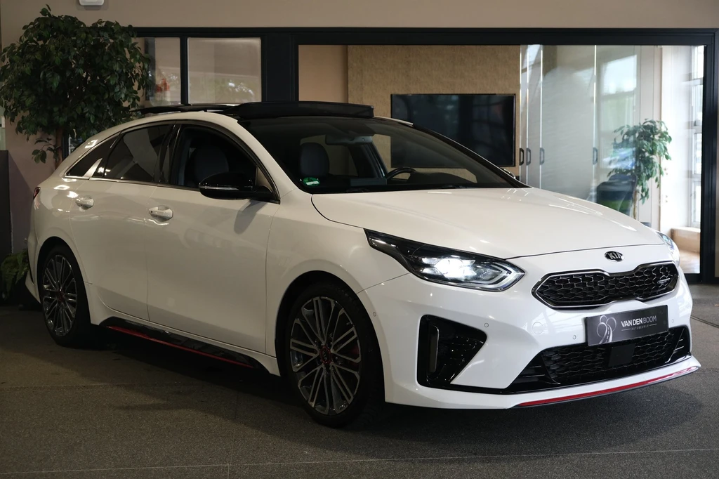 Kia ProCeed – foto 8