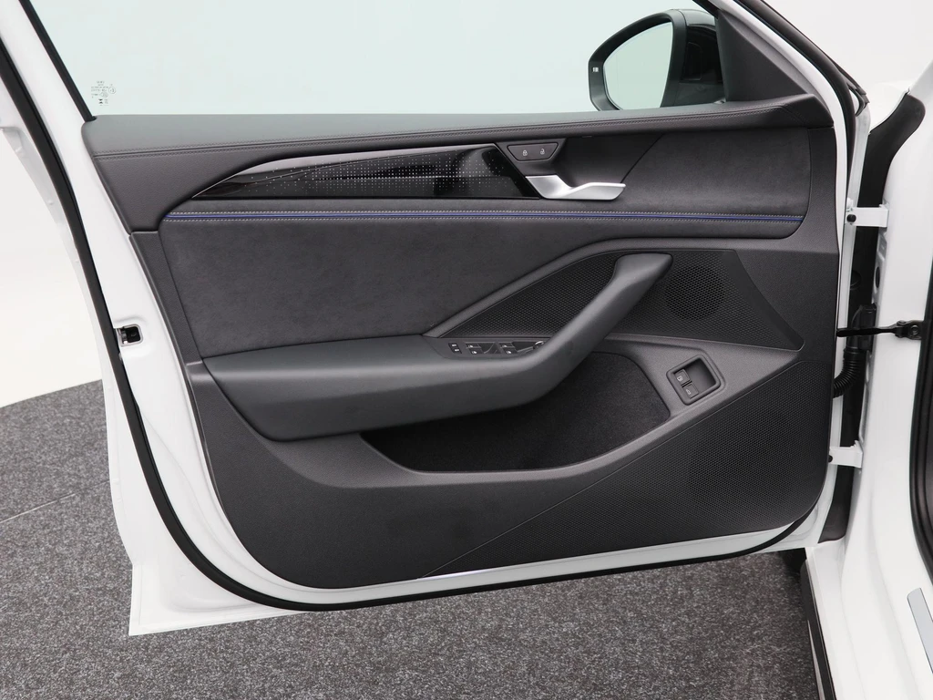 Volkswagen Passat – foto 21
